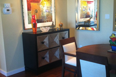 Inspiration for a contemporary dining room in Tampa.