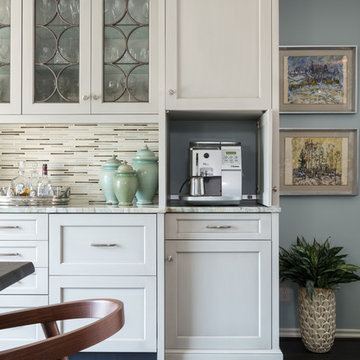 Luxe Transitional Hi-Rise Residence
