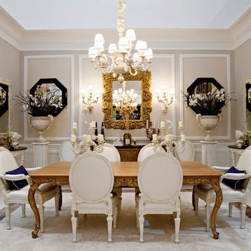 Luxurious Italian Dining Room