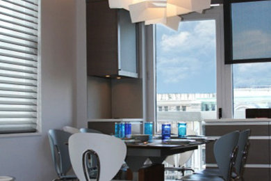 Свежая идея для дизайна: кухня-столовая среднего размера в современном стиле с серыми стенами - отличное фото интерьера