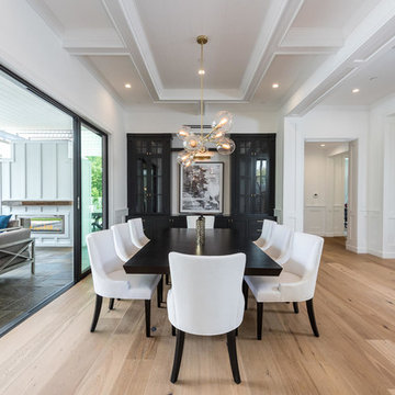McCormick St Encino