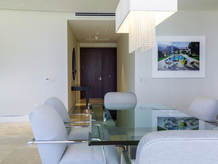 Contemporary Dining Room