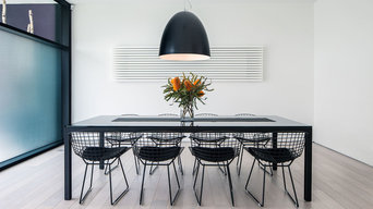 Modern Home in Oakville Ontario