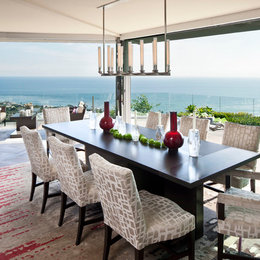 https://www.houzz.com/photos/modern-home-with-a-view-contemporary-dining-room-orange-county-phvw-vp~1823103