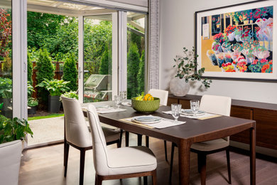 Dining room - contemporary dining room idea in Vancouver