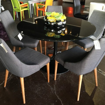 Monaco Dining Table & Manhattan Chairs