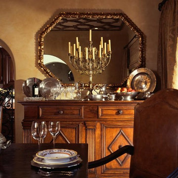 Monte Sereno Tuscan Villa Dining Room