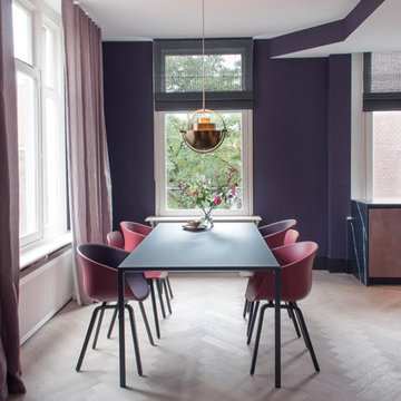 Moody colors in Amsterdam apartement