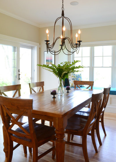 Transitional Dining Room by Design Fixation [Faith Provencher]