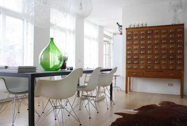 Contemporary Dining Room by Holly Marder
