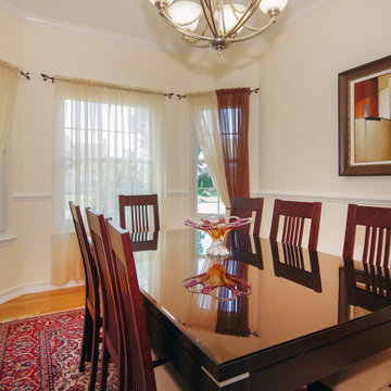 New Double Hung Windows in Gorgeous Dining Room - Renewal by Andersen LI
