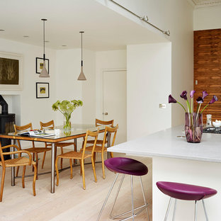 Photo of a contemporary dining room in London.
