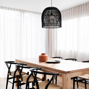 Inspiration for a scandinavian dining room in Melbourne.