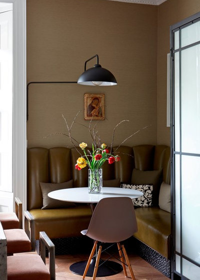 Retro Dining Room by GRANT WHITE DESIGN LTD