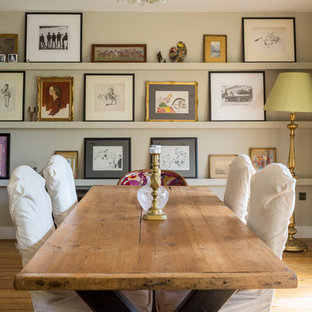 Esempio di una sala da pranzo stile rurale