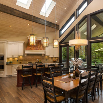 Open Concept Living & Dining With Vaulted Ceilings