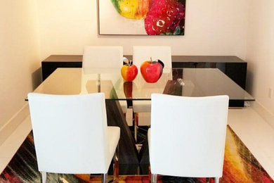 This is an example of a dining room in Miami.