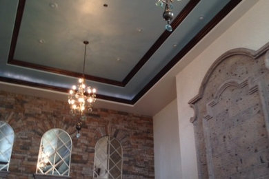 Inspiration for a timeless dining room remodel in Las Vegas
