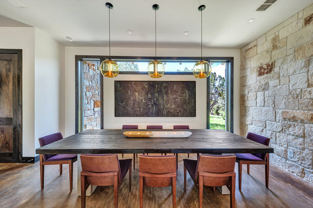 Contemporary Dining Room by parmadesign