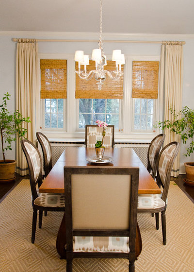 Traditional Dining Room by Rajni Alex Design