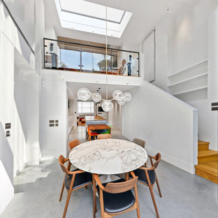 Photo of a contemporary dining room in London.
