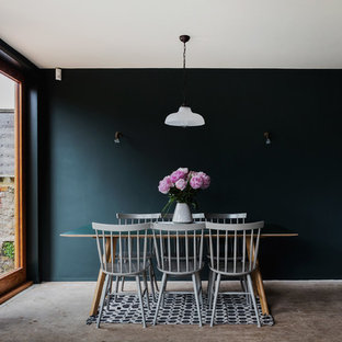 Quaperlake Street: Family home in Grade II listed property