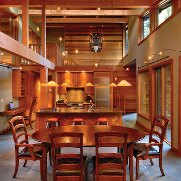 Rainforest House | Dining Room