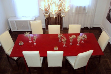 Red Dining