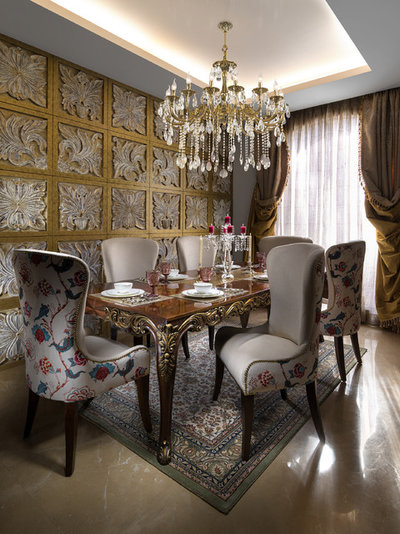 British Colonial Dining Room by I - DESIGN STUDIOS