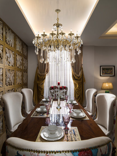 British Colonial Dining Room by I - DESIGN STUDIOS