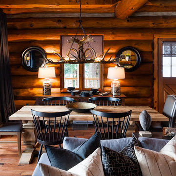 Rosseau log cabin dining room