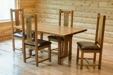 Rustic Bungalow Dining Table