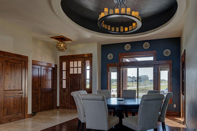 Dining room - craftsman dining room idea in Phoenix