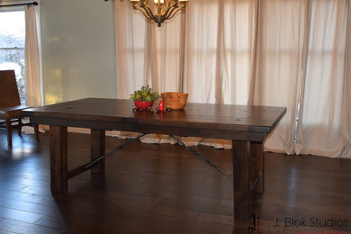 Mountain style dining room photo in Grand Rapids
