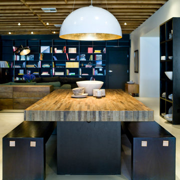 Santomer Dining Table & Paulista Benches
