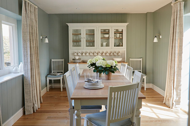 Country Dining Room by Sims Hilditch