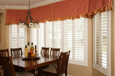 Design ideas for a classic dining room in Orlando.