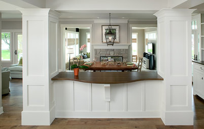 Houzz Tour: Cozy Elegance by the Lake