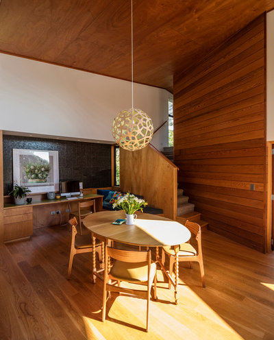 Contemporary Dining Room by Megan Edwards Architects