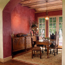 Traditional Dining Room by Allison Cosmos