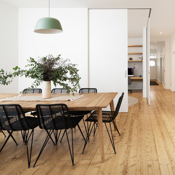 Thornbury Extension
