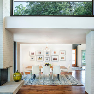 Three-Courts Residence
