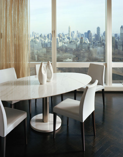 Contemporary Dining Room by interieurs by Francine Gardner