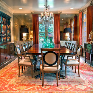 Traditional Dining Room