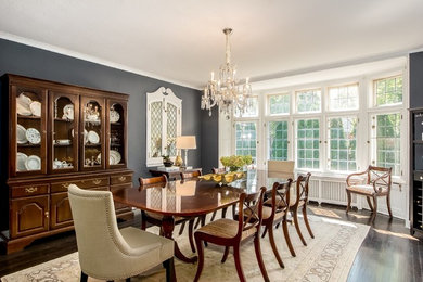 Design ideas for a classic dining room in Columbus.