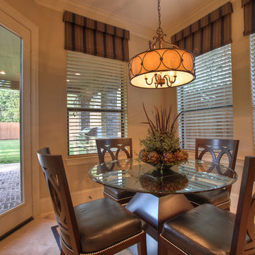 Traditional Dining Room