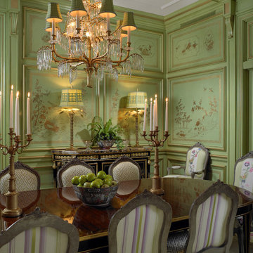 Traditional Dining Room