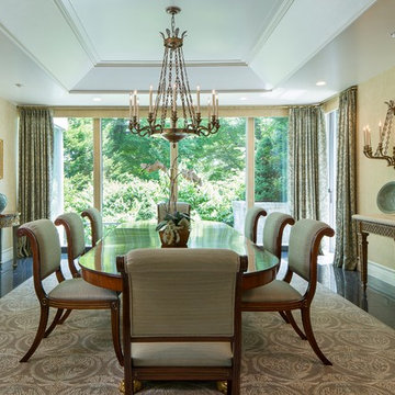 Transitional Interior in Greenwich, CT