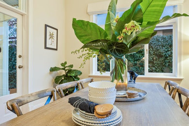 Design ideas for a traditional dining room in Perth.