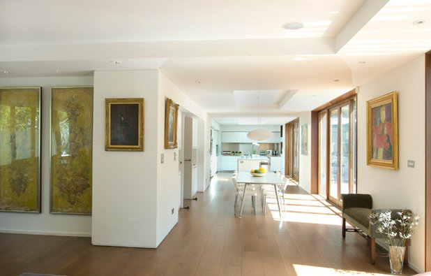 Contemporary Dining Room by Harris Calnan Construction